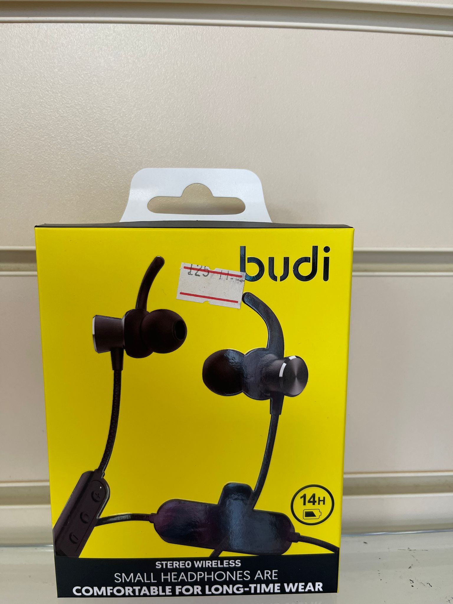 Budi Small Headphones Are Comfortable For Long-time Wear